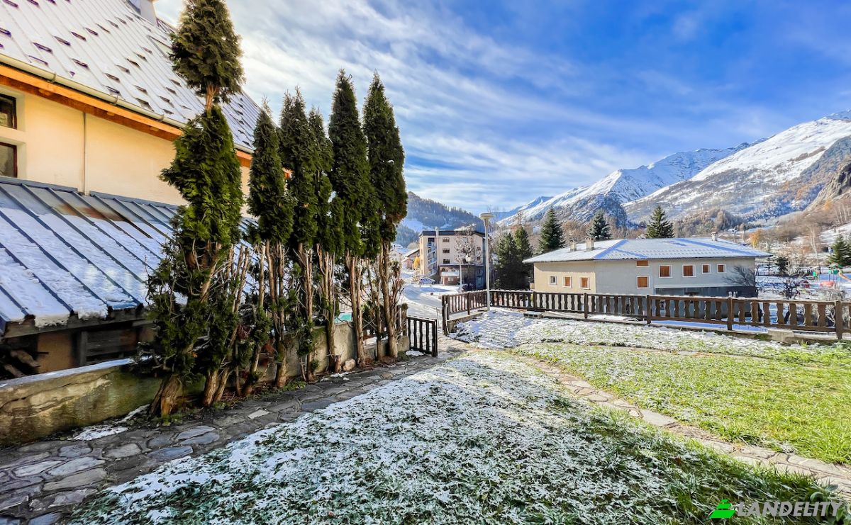 Apartment for Sale Rue des Moulins, 73450 Valloire, Valloire, Savoie, Auvergne-Rhone-Alpes, France. Photo 3