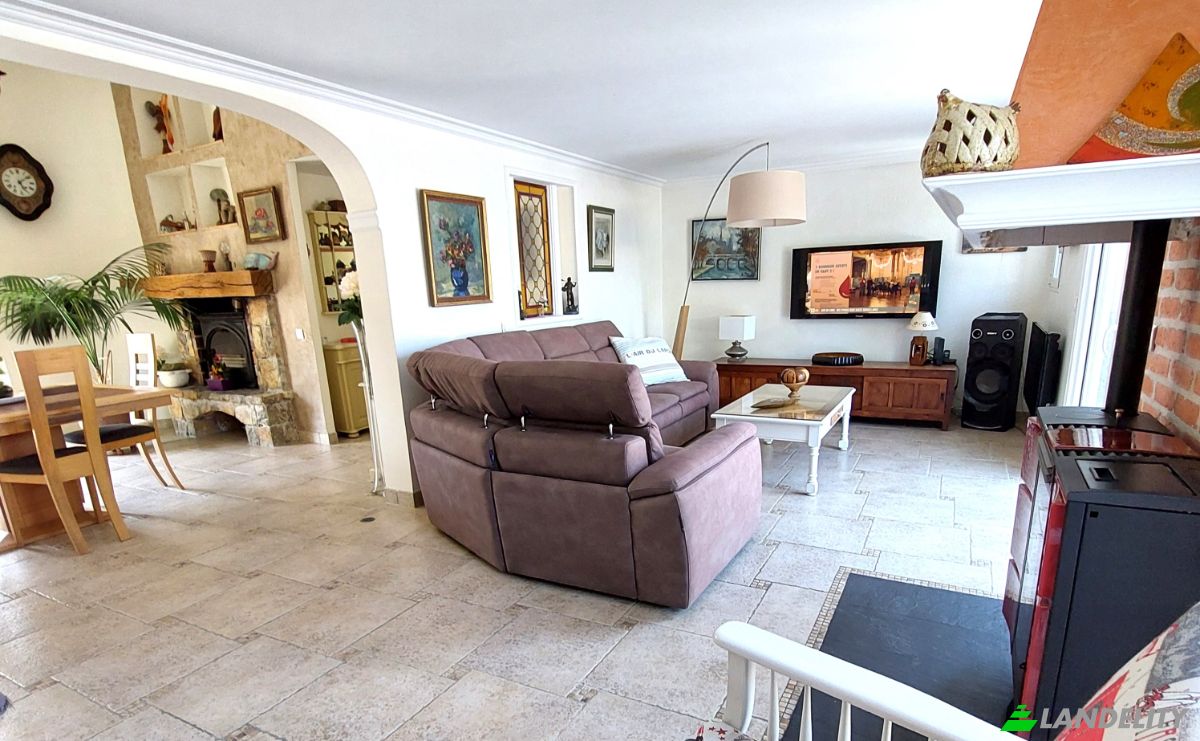 Villa for Sale 11 M Chem des Pins, 06530 Peymeinade, Peymeinade, Alpes-Maritimes, Provence-Alpes-Cote dAzur, France. Photo 14