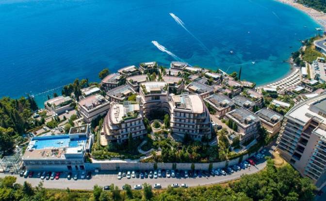 Eengezinswoning Te koop Budva 85310, Budva. Foto#9
