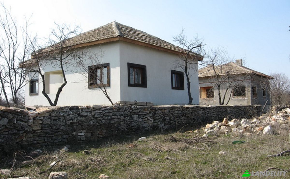 Single Family Home for Sale at bez ime, Alexander Stamboliyski, Aleksandar Stamboliyski, General Toshevo, Dobrich Province, Bulgaria. Photo 3