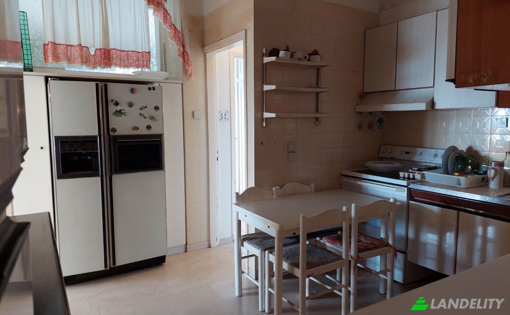 Apartment for Sale Akti Kountouriotou, Pireas, Attica, Decentralized Administration of Attica, Greece. Photo 11