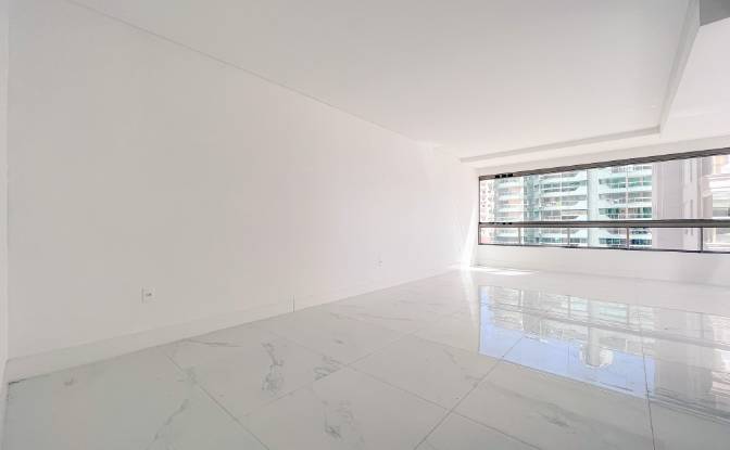 Wohnung zu verkaufen Av Nereu Ramos, Meia Praia. Foto#17