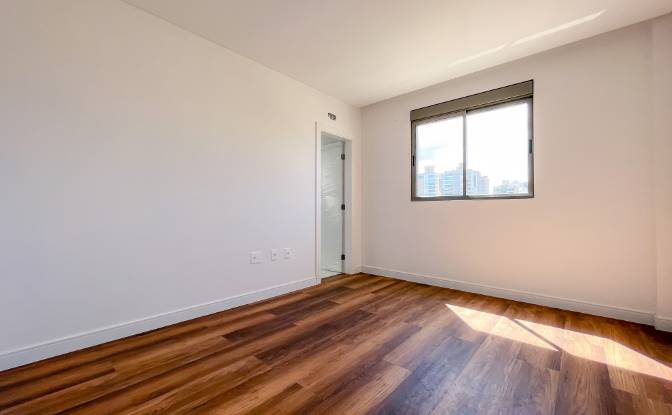 Wohnung zu verkaufen Av Nereu Ramos, Meia Praia. Foto#2