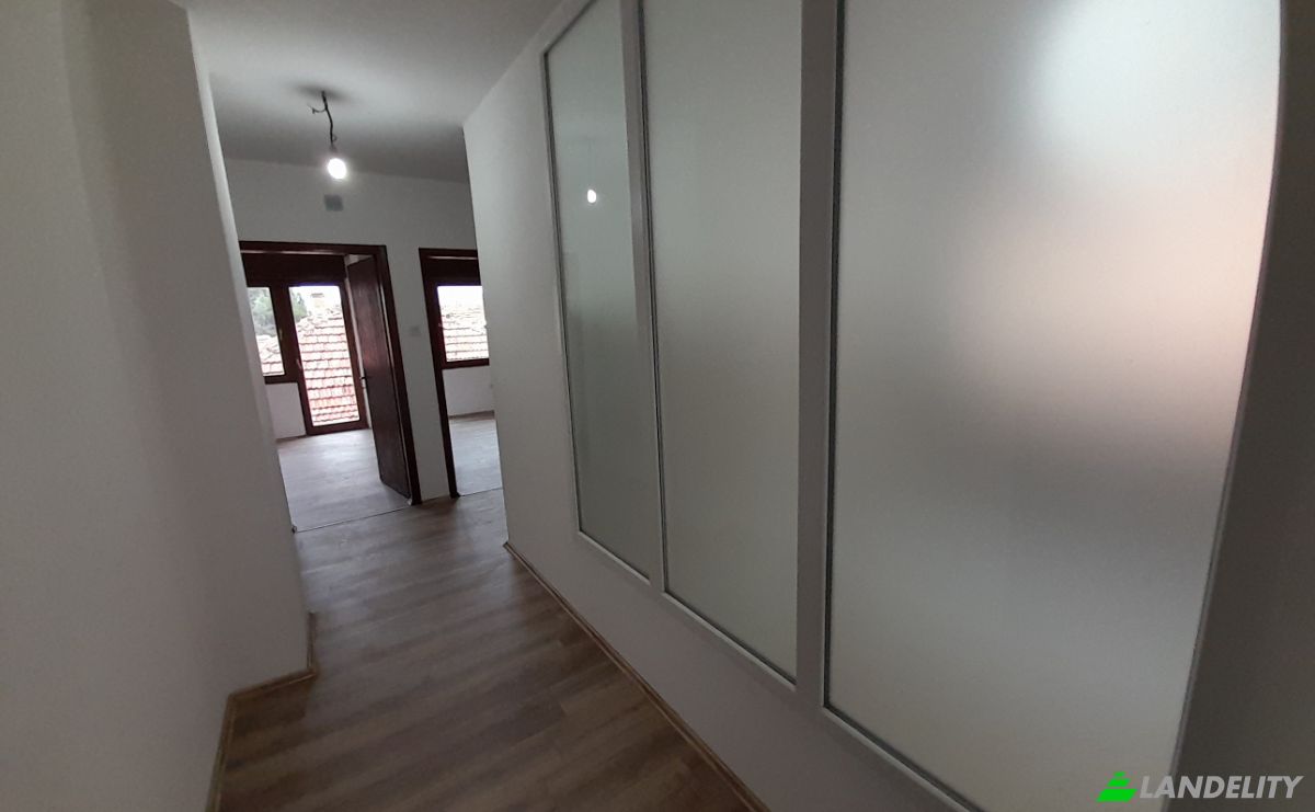 Single Family Home for Sale Juznomoravskih brigada, Leskovac 16000, Leskovac, Jablanica District, Serbia. Photo 4
