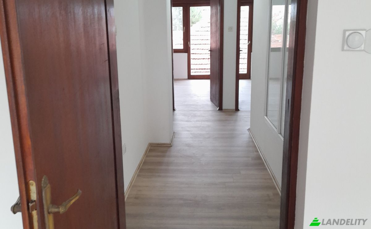 Single Family Home for Sale Juznomoravskih brigada, Leskovac 16000, Leskovac, Jablanica District, Serbia. Photo 8