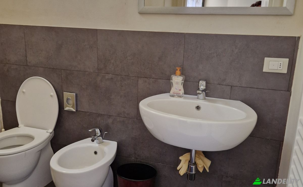 Apartment for Sale Via S Giovanni, 50124 Firenze FI, Florence, Metropolitan City of Florence, Tuscany, Italy. Photo 14