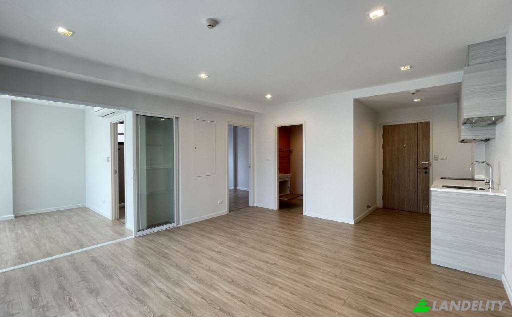 Apartment for Sale Pak Nam Pran, Pran Buri District, Prachuap Khiri Khan, Thailand, Prachuap Khiri Khan 77220. Photo 10