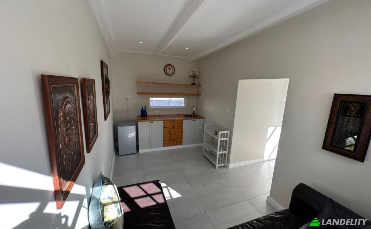 Single Family Home for Sale Wares Rd, Mill Park, Gqeberha, Nelson Mandela Bay Metropolitan Municipality, Eastern Cape, South Africa. Photo 23