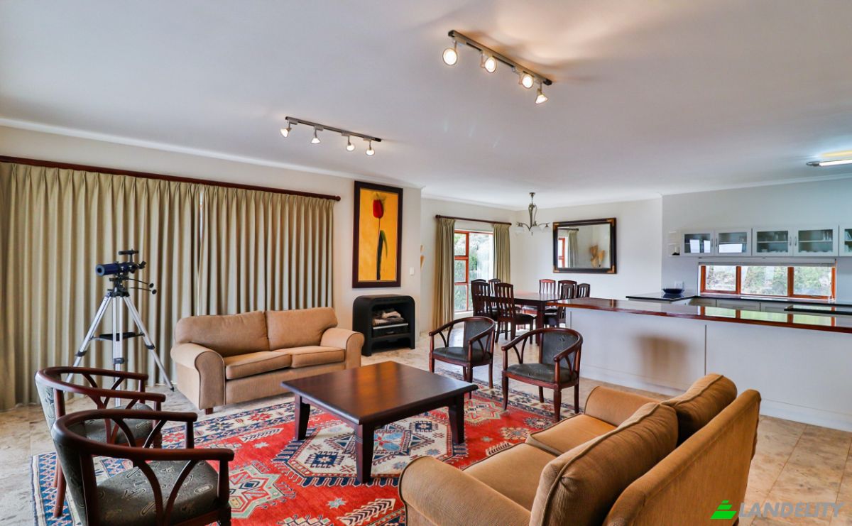 Single Family Home for Sale South Rd, Pringle Bay, Overberg District Municipality, Western Cape, South Africa. Photo 2