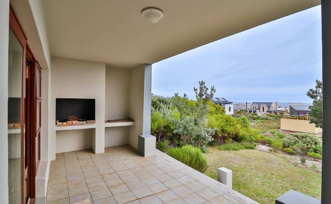 Single Family Home for Sale South Rd, Pringle Bay. Photo#19