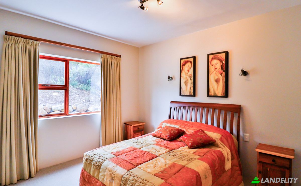 Single Family Home for Sale South Rd, Pringle Bay, Overberg District Municipality, Western Cape, South Africa. Photo 23