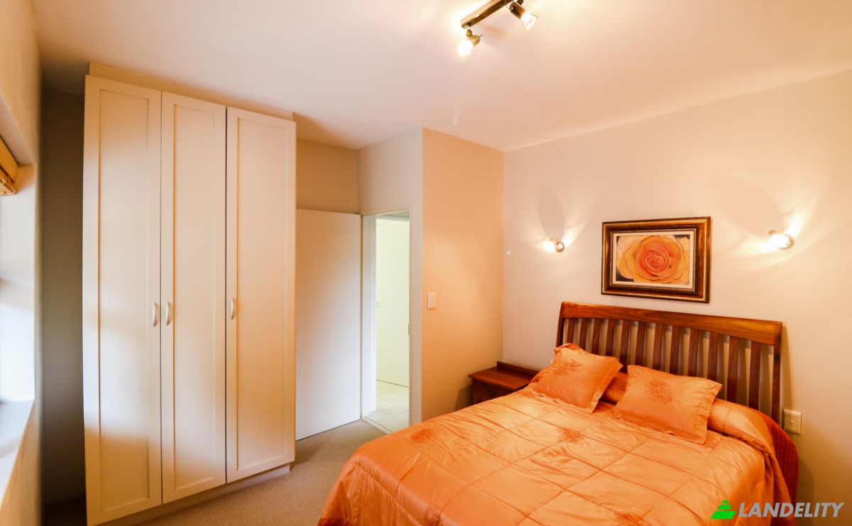 Single Family Home for Sale South Rd, Pringle Bay, Overberg District Municipality, Western Cape, South Africa. Photo 24
