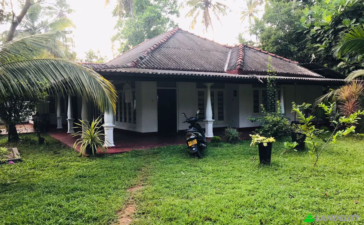 Single Family Home for Sale Hikkaduwa, Galle, Southern Province, Sri Lanka. Photo 1