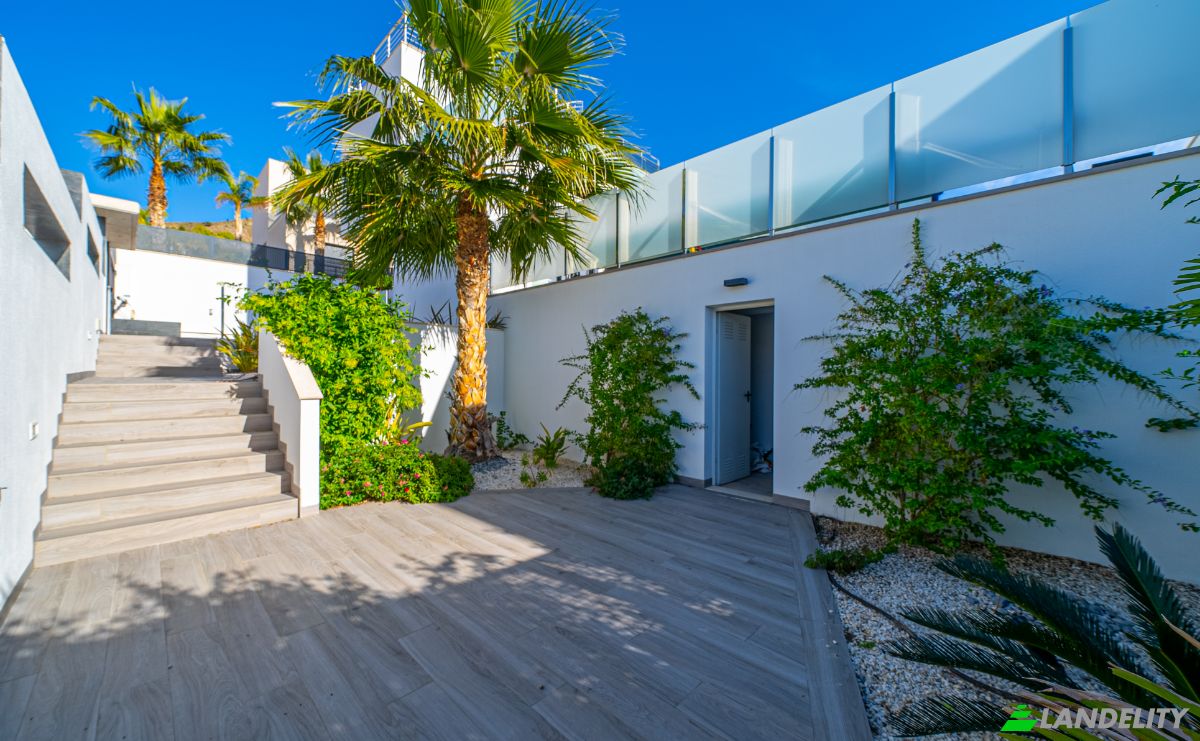 Single Family Home for Sale C Toledo, Finestrat, Alicante, Valencian Community, Spain. Photo 3