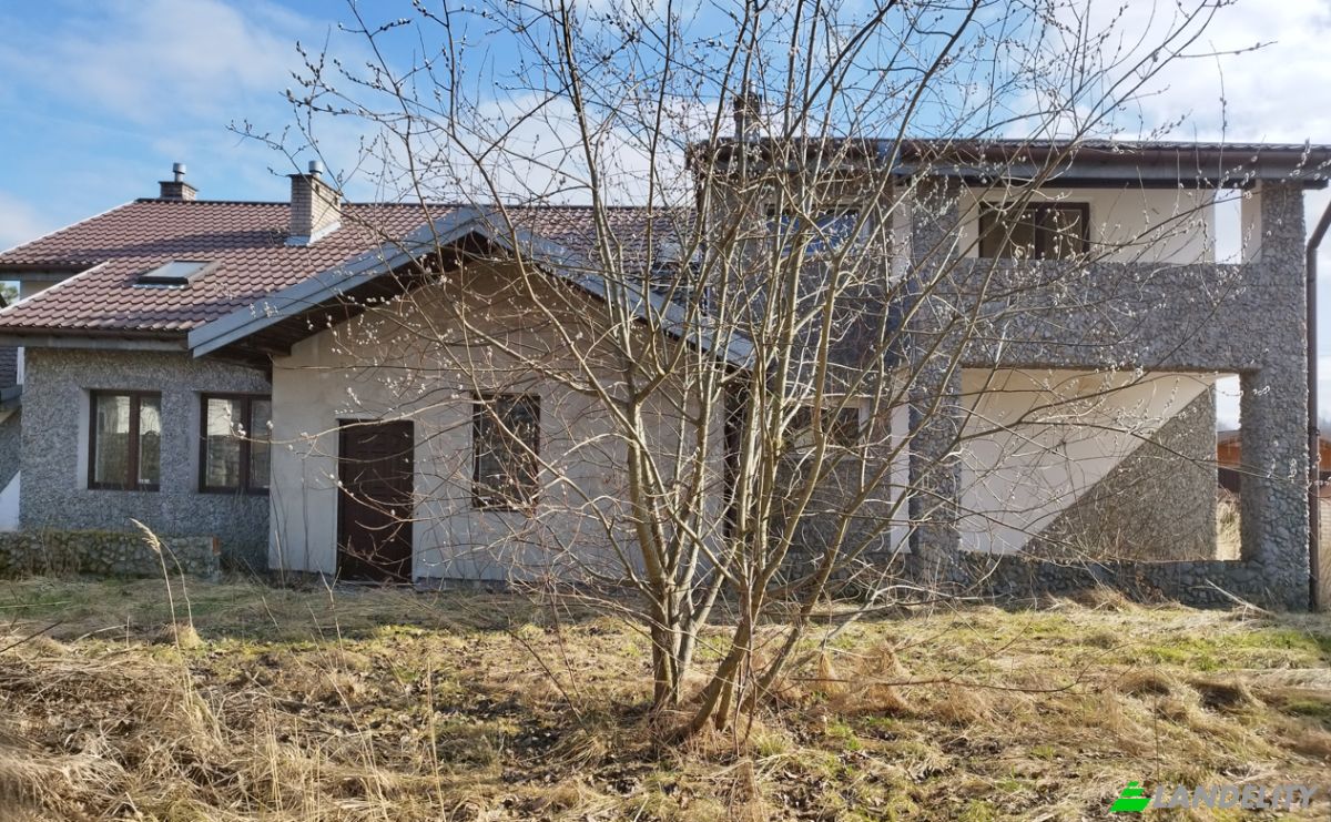 Single Family Home for Sale Krzyszkowice, Myslenice County, Lesser Poland Voivodeship, Poland. Photo 1