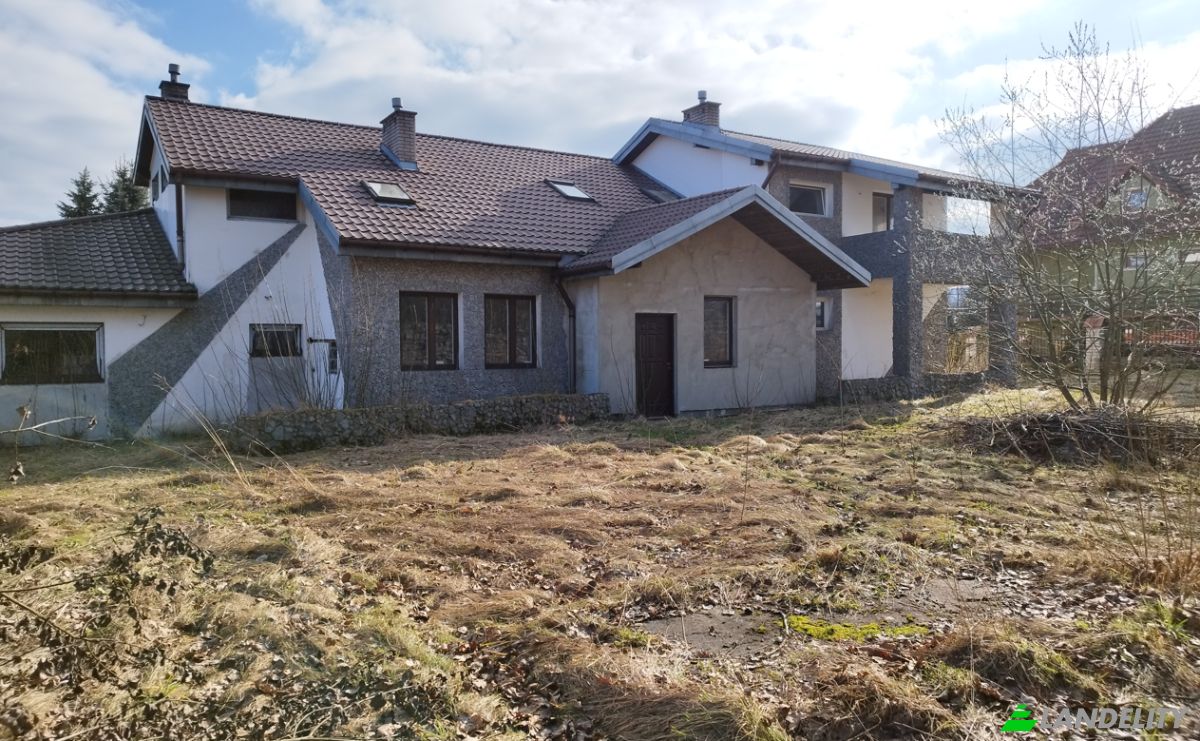 Single Family Home for Sale Krzyszkowice, Myslenice County, Lesser Poland Voivodeship, Poland. Photo 7