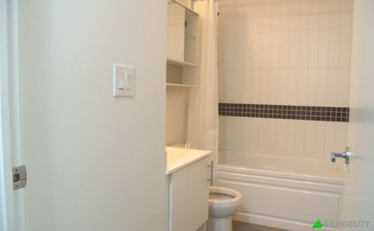 Appartamento da affittare Legion Rd N, Etobicoke, Toronto, Ontario, Canada. Foto 5