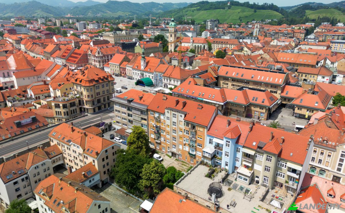 Apartment for Sale Glavni trg, Maribor, Administrative unit Maribor, Slovenia. Photo 2