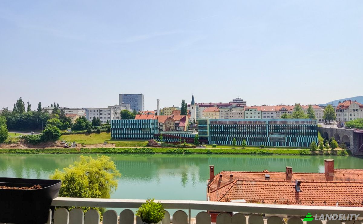 Apartment for Sale Glavni trg, Maribor, Administrative unit Maribor, Slovenia. Photo 9