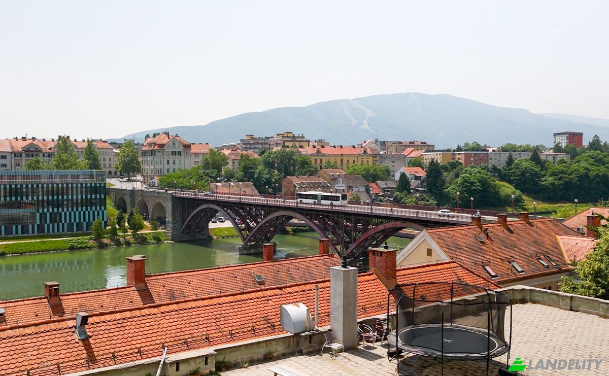 Apartment for Sale Glavni trg, Maribor, Administrative unit Maribor, Slovenia. Photo 10