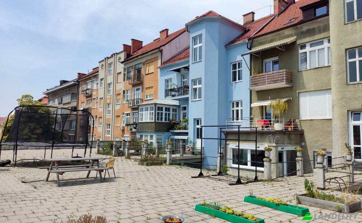 Apartment for Sale Glavni trg, Maribor, Administrative unit Maribor, Slovenia. Photo 23