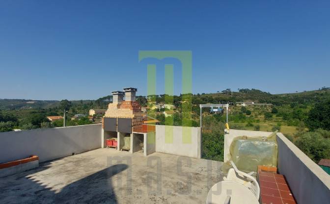Single Family Home for Sale R da Estrada Nacional. Photo#2