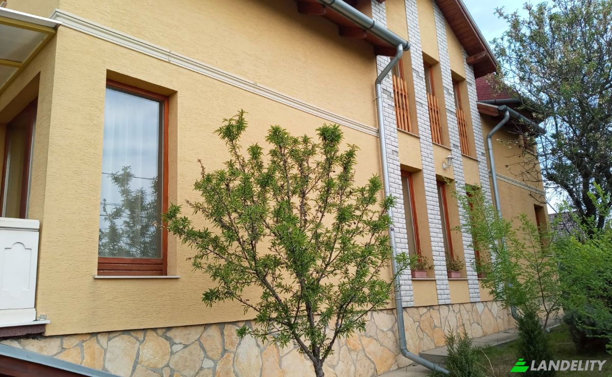 Single Family Home for Sale Erd, Erd District, Pest County, Hungary, Locsei u. Photo 3