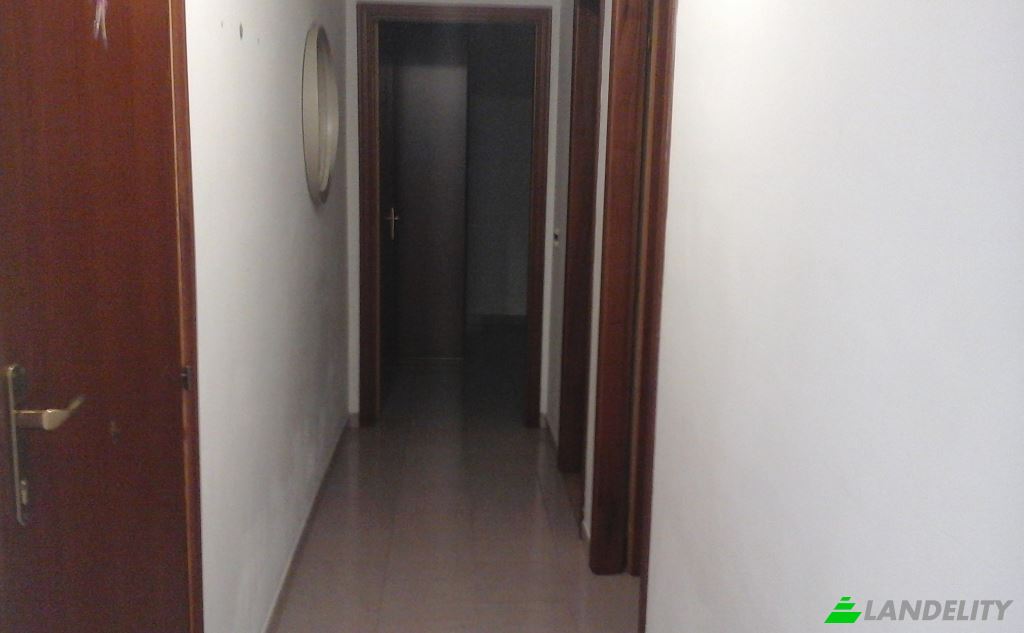 Apartment for Sale Via Fiume Lao, 87029 Scalea CS, Scalea, Province of Cosenza, Calabria, Italy. Photo 5