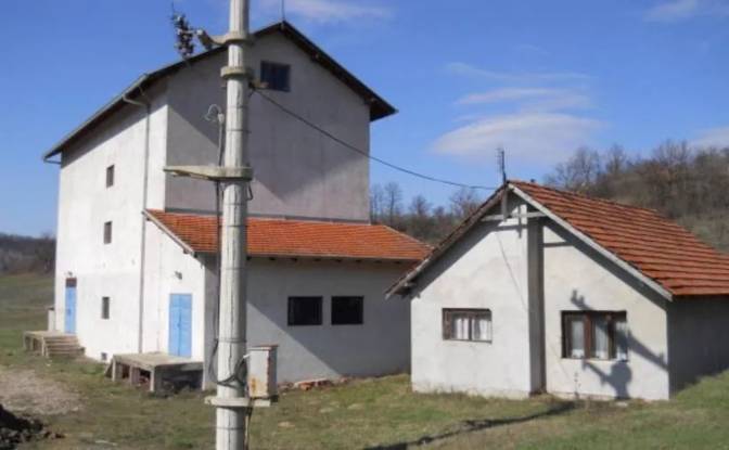 Maison unifamiliale à vendre - Lozan, Serbia