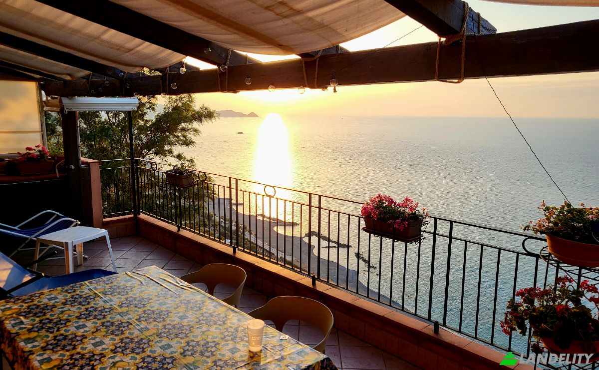 Apartment for Rent Via Torre delle Ciavole, 98060 Piraino ME, Piraino, Metropolitan City of Messina, Sicily, Italy. Photo 2