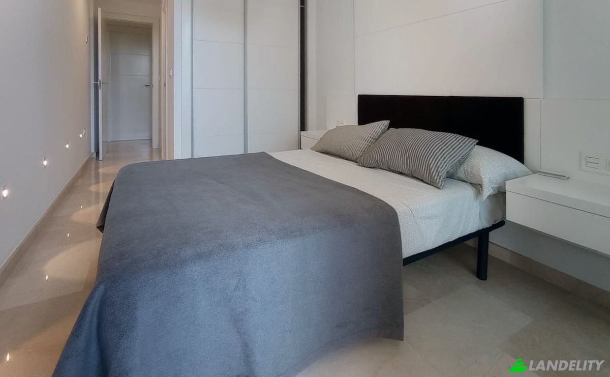 Apartment for Sale Av Jaume I, Alacant, Alicante, Valencian Community, Spain. Photo 16