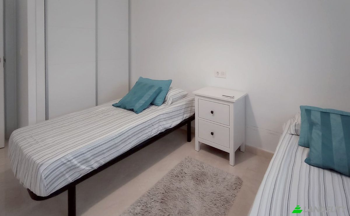 Apartment for Sale Av Jaume I, Alacant, Alicante, Valencian Community, Spain. Photo 20