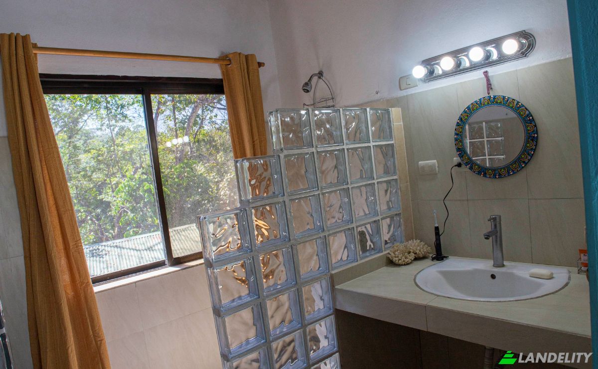 Single Family Home for Sale Delicias Montezuma Connection, Calle Pura Vida, Montezuma, Puntarenas Province, Costa Rica. Photo 18