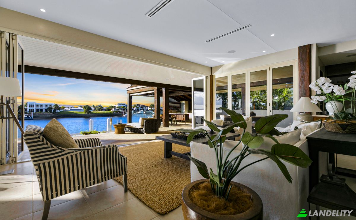 Casa de una sola familia en venta Seaside Dr, Banksia Beach QLD, Banksia Beach, Moreton Bay Region, Queensland, Australia. Foto 2