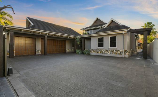 Casa de una sola familia en venta Seaside Dr. Foto#8