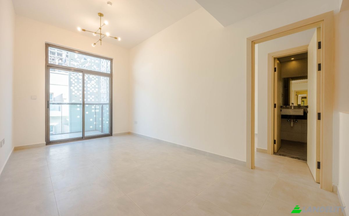 Apartment for Sale Dubai, Jumeirah Village, United Arab Emirates. Photo 8