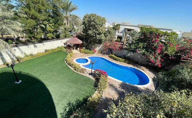 Single Family Home for Sale Emirates Hills, Dubai. Photo#11