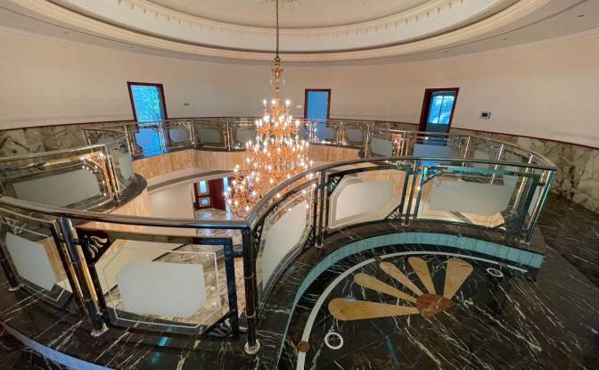 Single Family Home for Sale Emirates Hills, Dubai. Photo#13