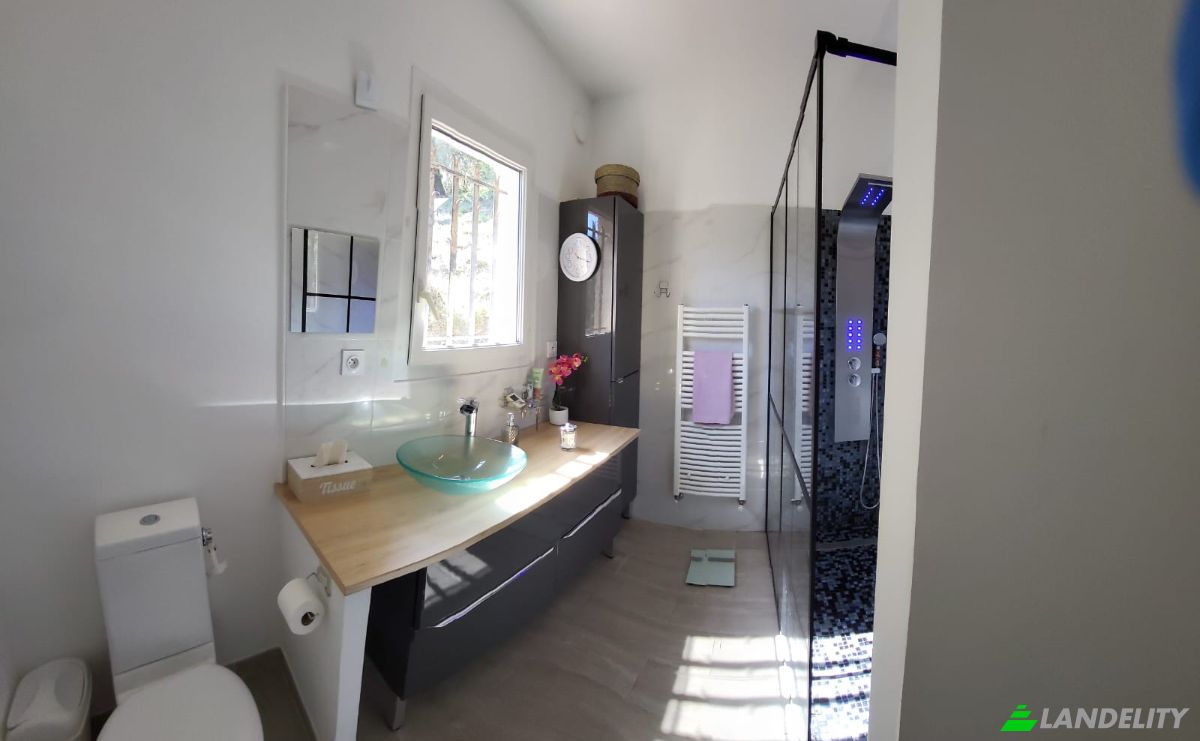 Single Family Home for Sale Chem des Molieres, 06690 Tourrette-Levens, Tourrette-Levens, Alpes-Maritimes, Provence-Alpes-Cote dAzur, France. Photo 6
