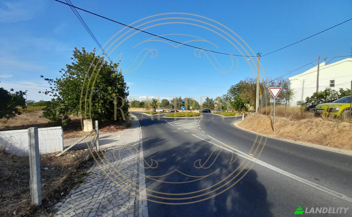 Land Lot for Sale Caminho Cerro da Aguia, Albufeira, Faro District, Portugal. Photo 1