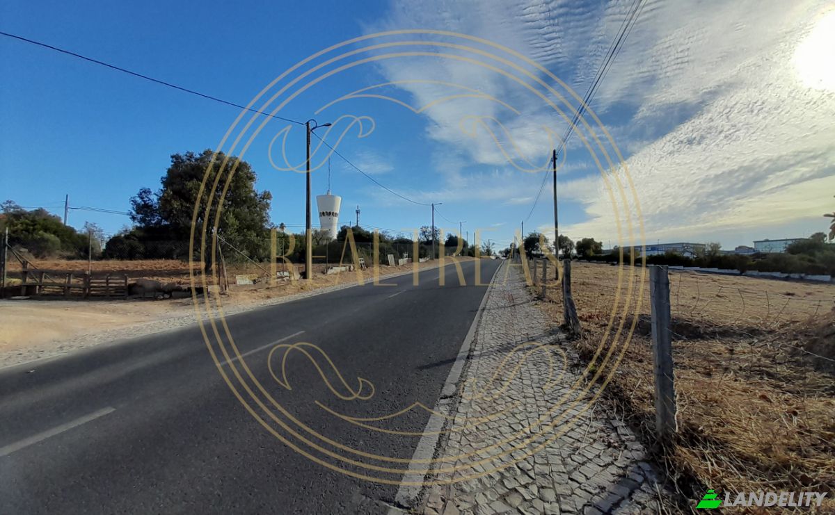 Land Lot for Sale Caminho Cerro da Aguia, Albufeira, Faro District, Portugal. Photo 2