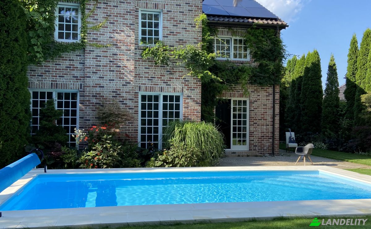 Mansion for Sale BiaLej Gory, Zielonki-Wies, Janow, Warsaw West County, Masovian Voivodeship, Poland. Photo 2