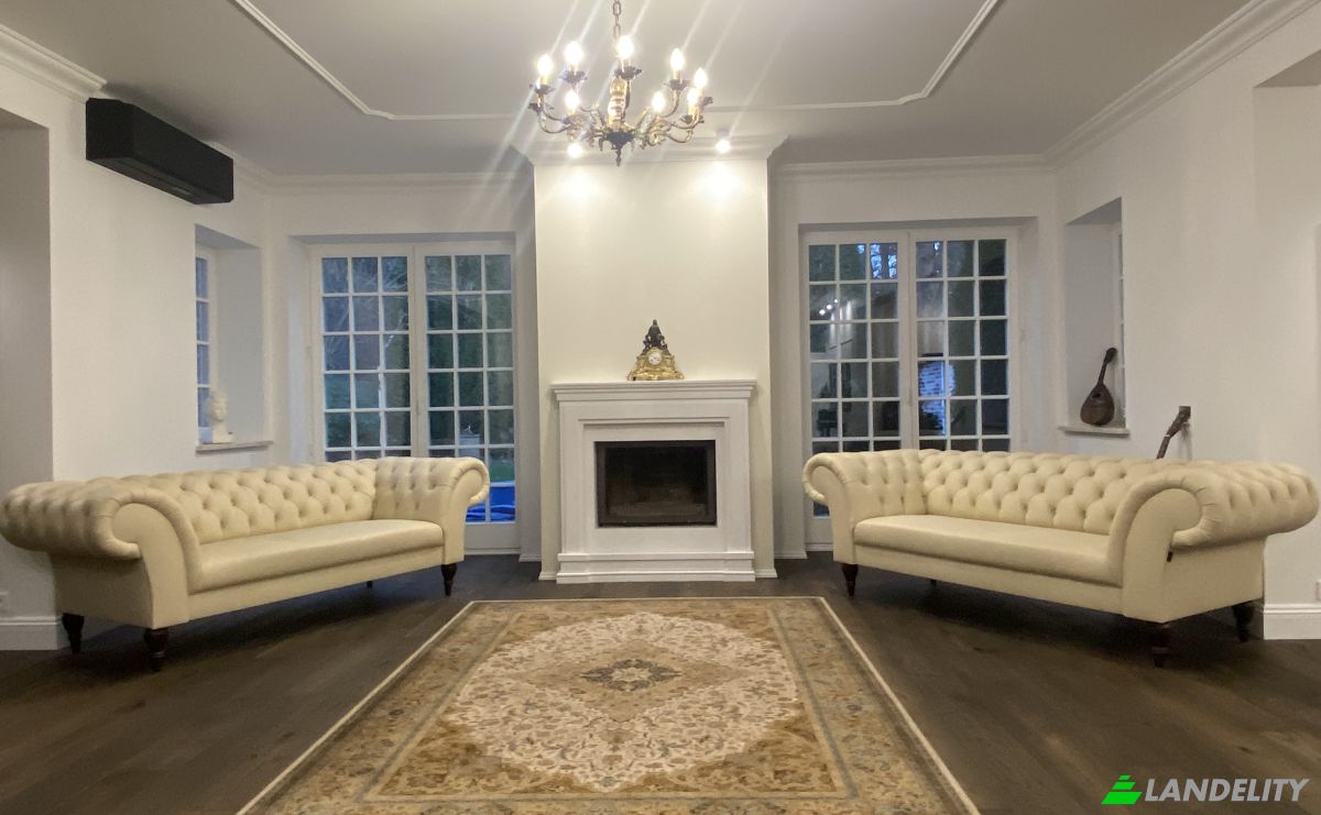 Mansion for Sale BiaLej Gory, Zielonki-Wies, Janow, Warsaw West County, Masovian Voivodeship, Poland. Photo 5