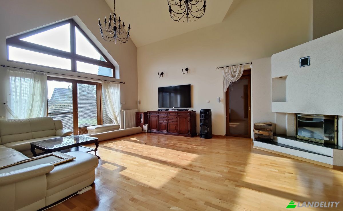 Mansion for Sale Reja, Posada, Mokra, Konin County, Greater Poland Voivodeship, Poland. Photo 8