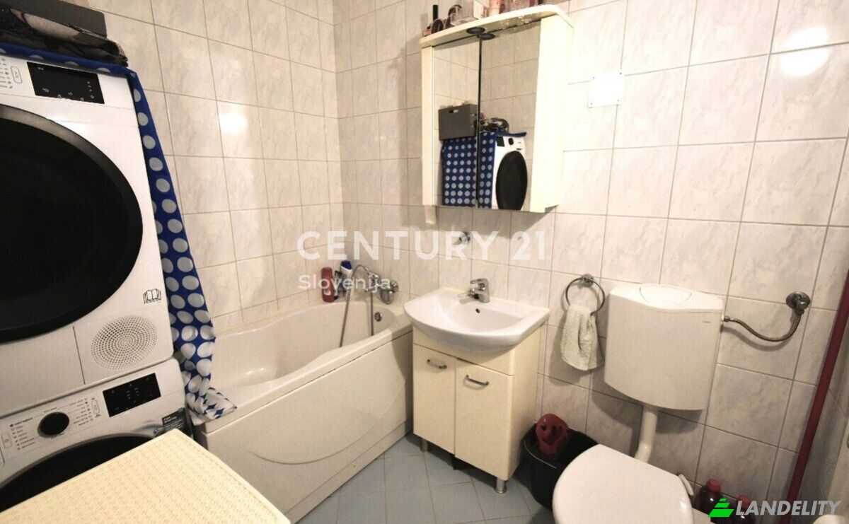 Apartment for Sale Goriska cesta, Velenje, City Municipality of Velenje, Slovenia. Photo 11