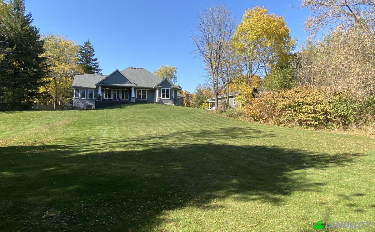 Casa unifamiliare in vendita E River Rd, Brant, Brant County, Ontario, Canada. Foto 2