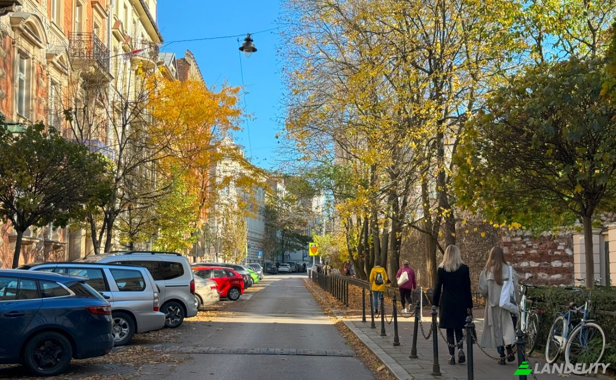 Apartment for Sale Studencka, Krakow, Lesser Poland Voivodeship, Poland. Photo 5