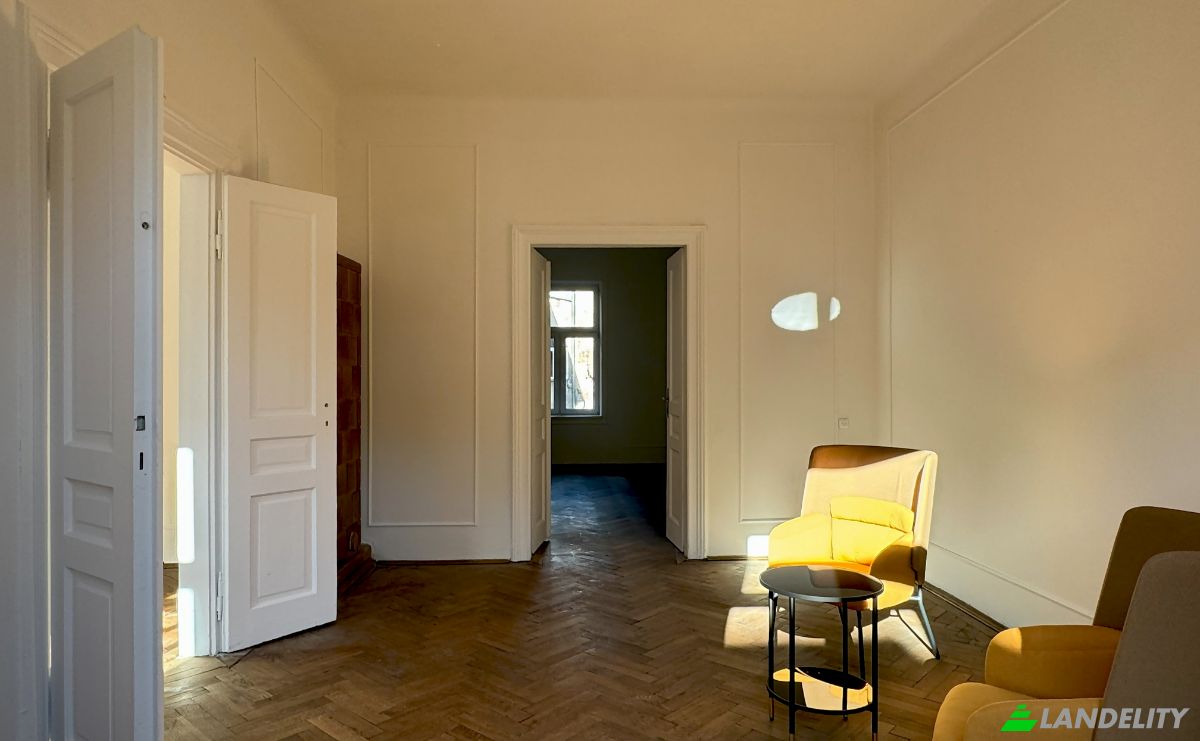 Apartment for Sale Studencka, Krakow, Lesser Poland Voivodeship, Poland. Photo 8