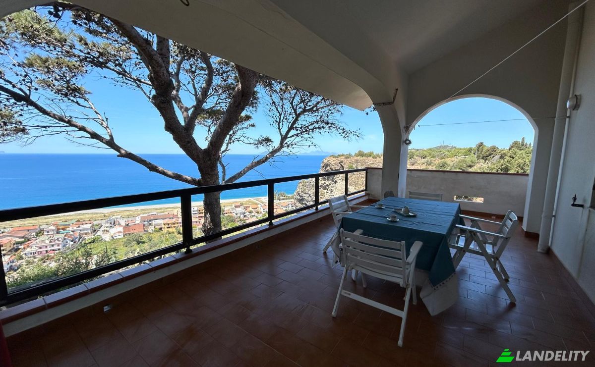 Villa for Rent Via Addolorata, 98057 Milazzo ME, Milazzo, Metropolitan City of Messina, Sicily, Italy. Photo 1