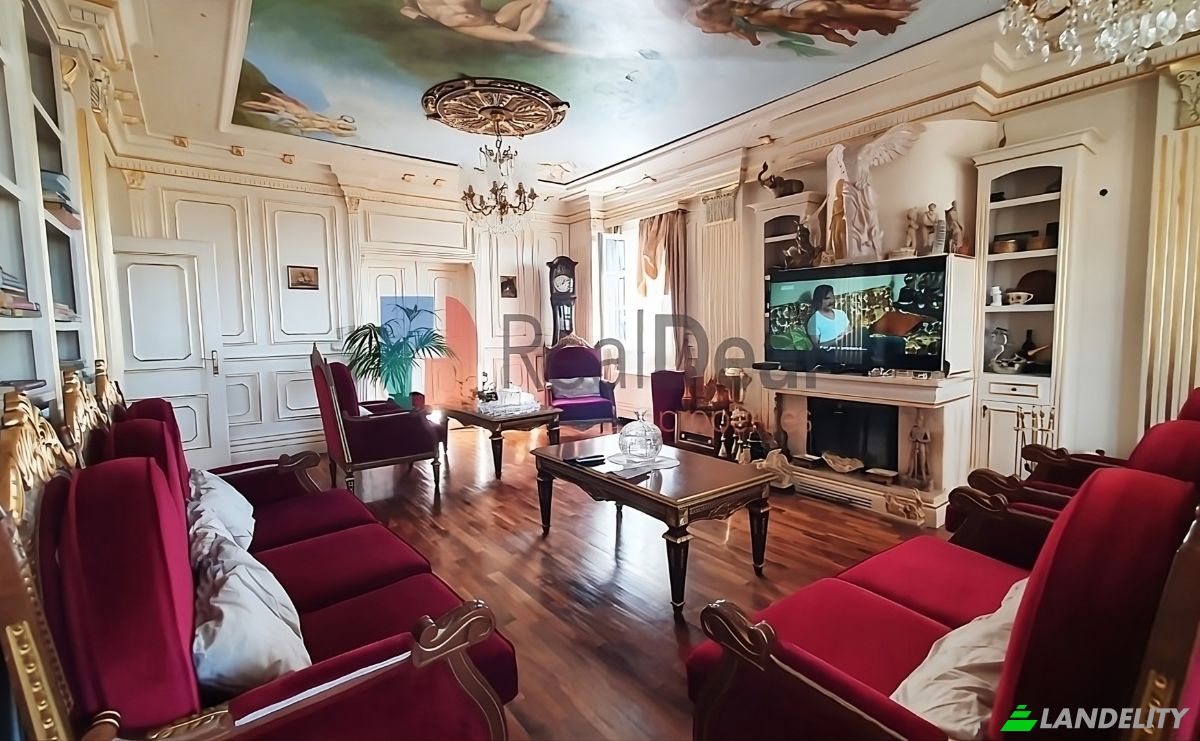 Single Family Home for Sale Rruga Sterio Spasse, Tirana, Tirana County, Albania. Photo 2